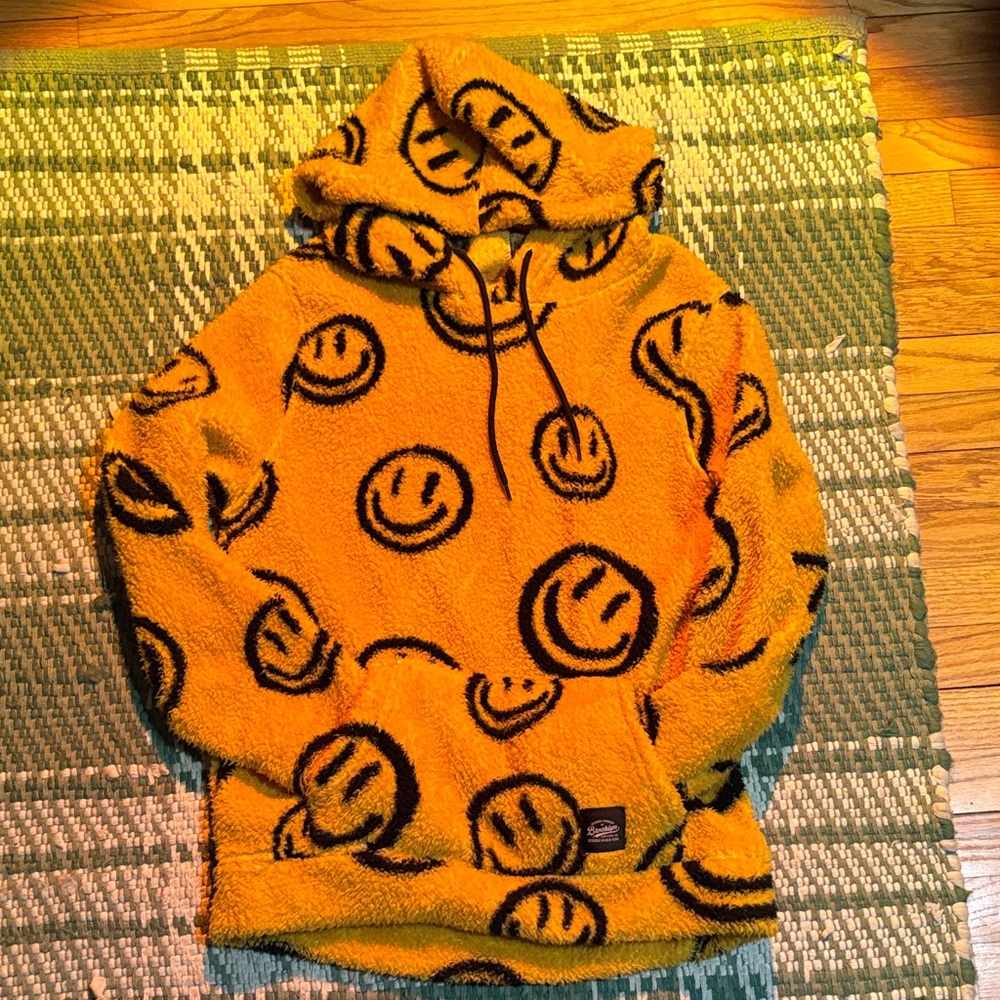 Brooklyn Cloth Yellow Smiley Face Sweater
